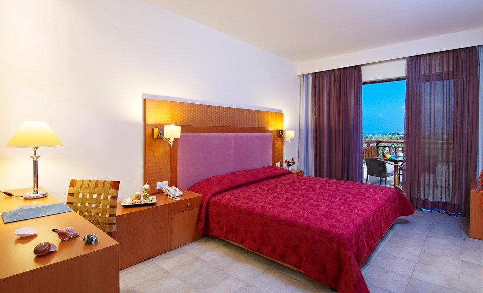 Louis Asterion Luxury Beach Hotel and Suites