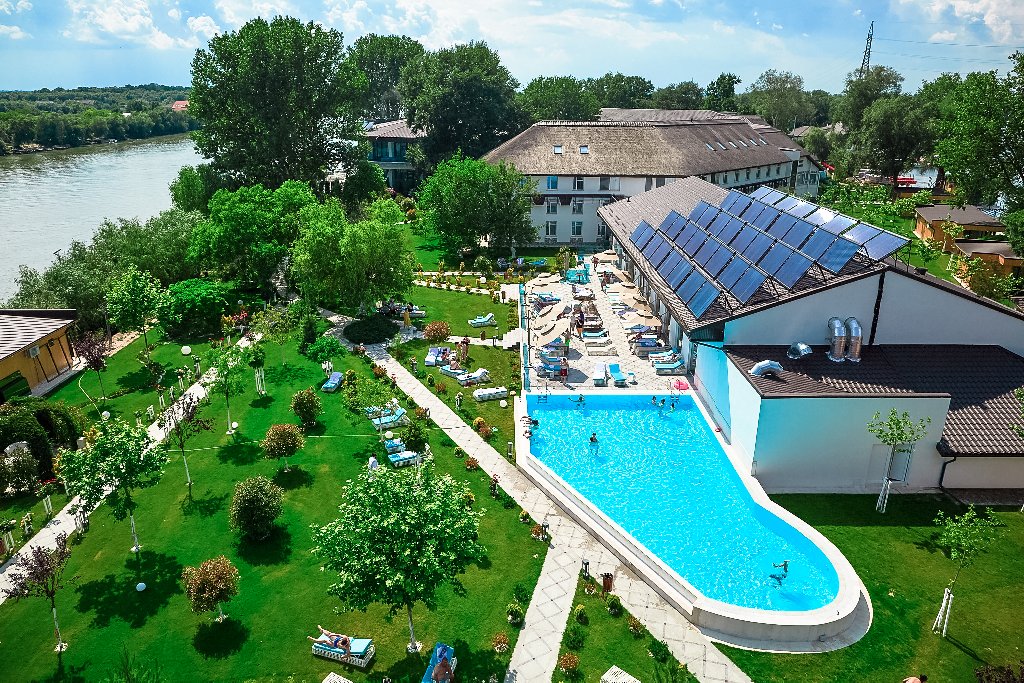 Complex Lebada Luxury Resort Spa