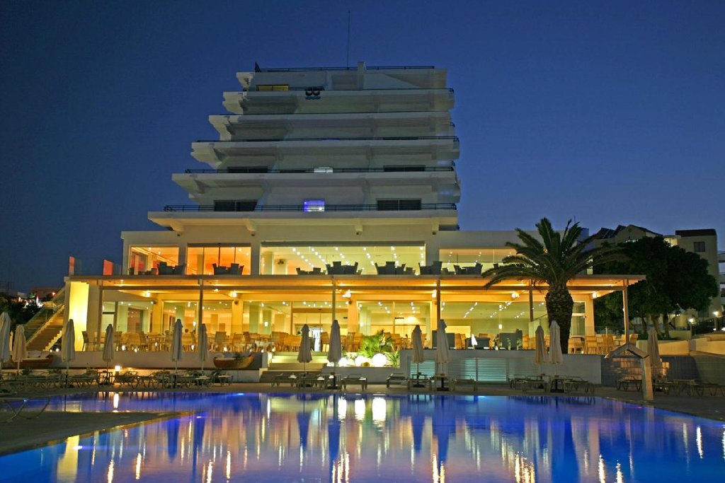 Vrissiana Beach Hotel 