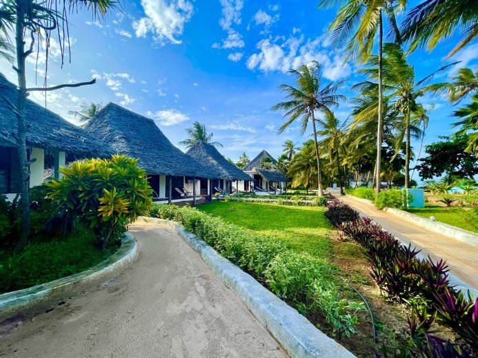 Mambo Beach Villas ( ex Matemwe Baharini Villas)