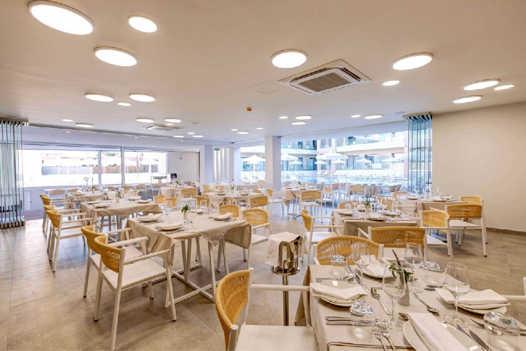 White Olive Elite Laganas (Hotel NOU, deschis in Iulie 2019)
