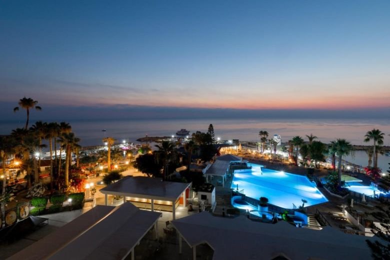 Golden Coast Beach Hotel