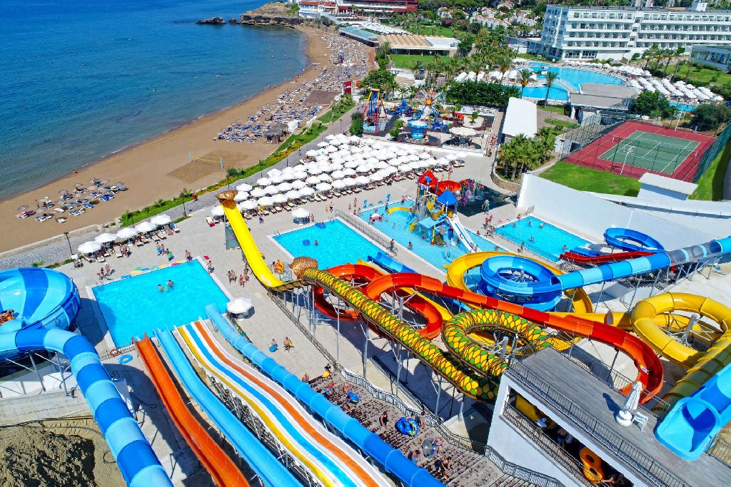 Acapulco Resort Hotel