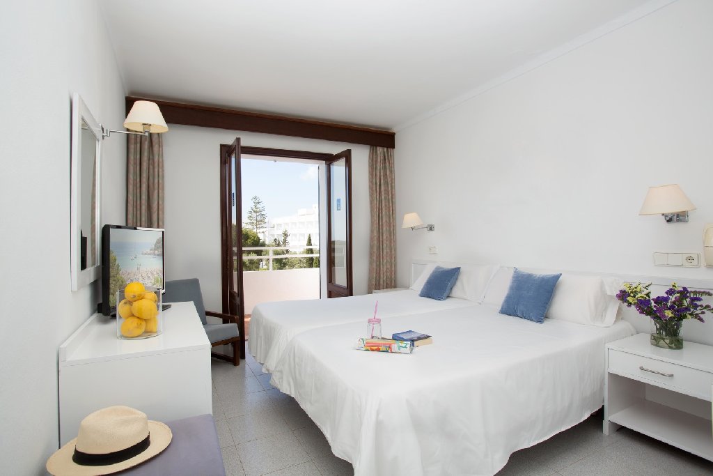 Cala Gran Costa del Sur Hotel  Resort
