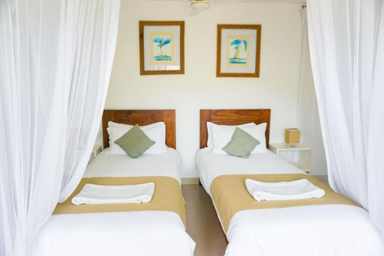 Dhow Inn Boutique Hotel